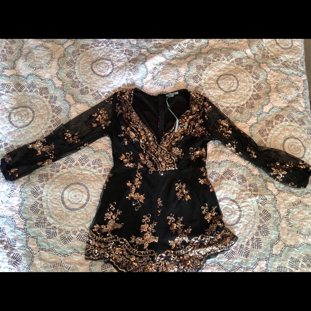 Romper, size L, Never Worn